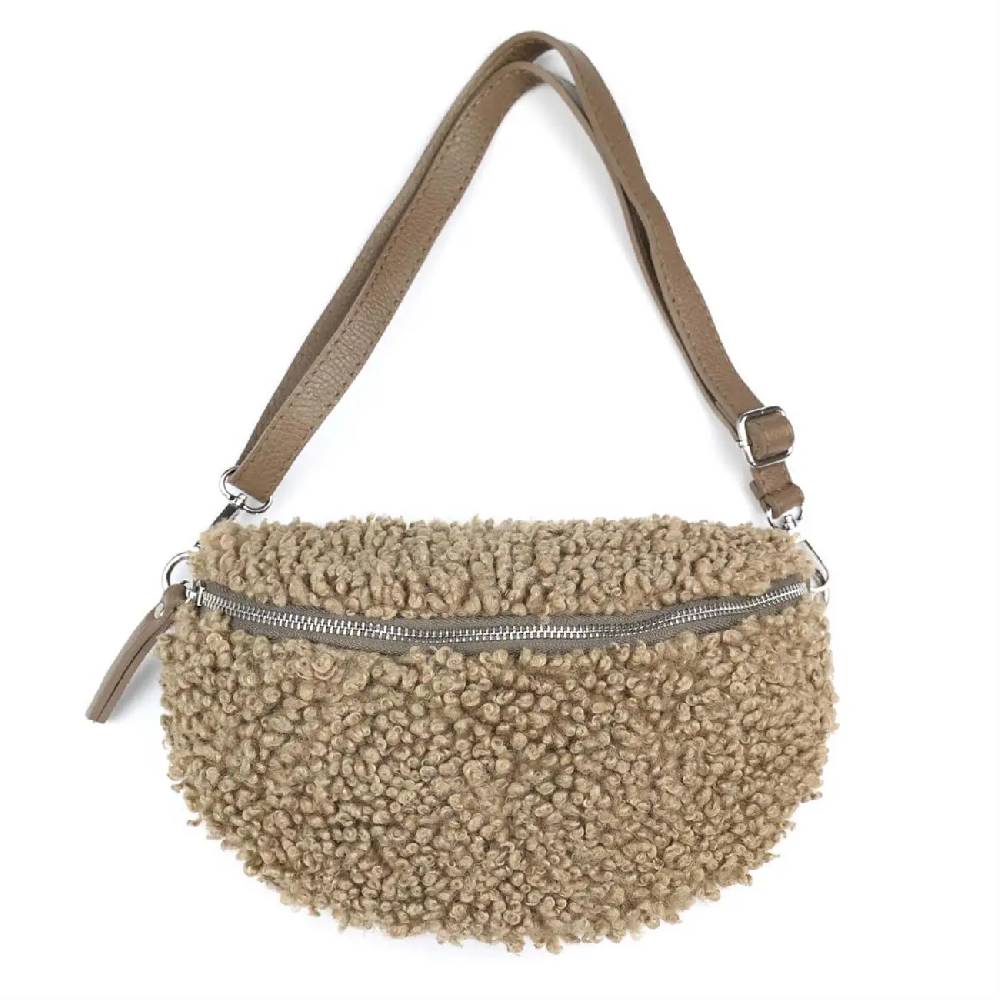 OBC Made In Italy Damen Teddyfell Tasche Leder Jeans Plüsch Bauchtasche Hüfttasche Schultertasche Bodybag Umhängetasche Crossbody Teddyplüsch Handytasche Crossbag Gürteltasche