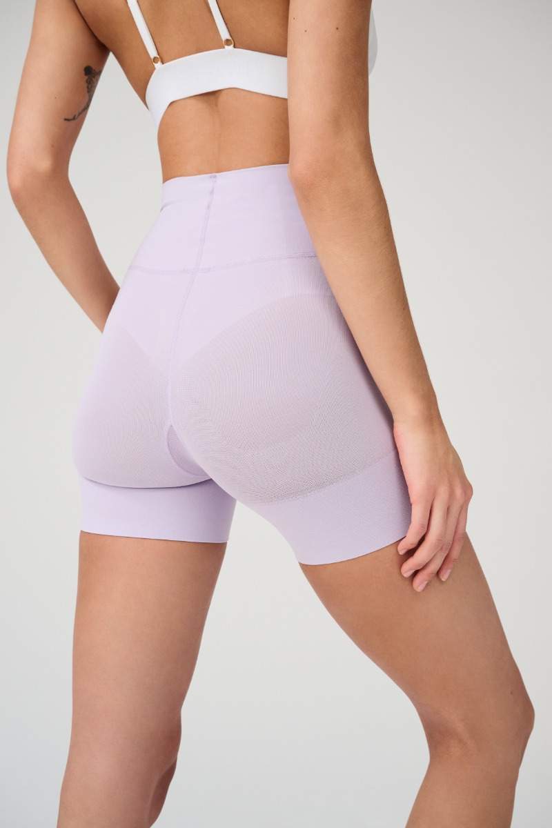 Item M6 Beauty Girl Shorts