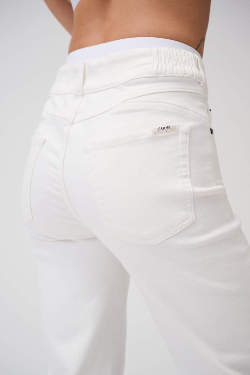 Item M6 Cropped High Rise Denim