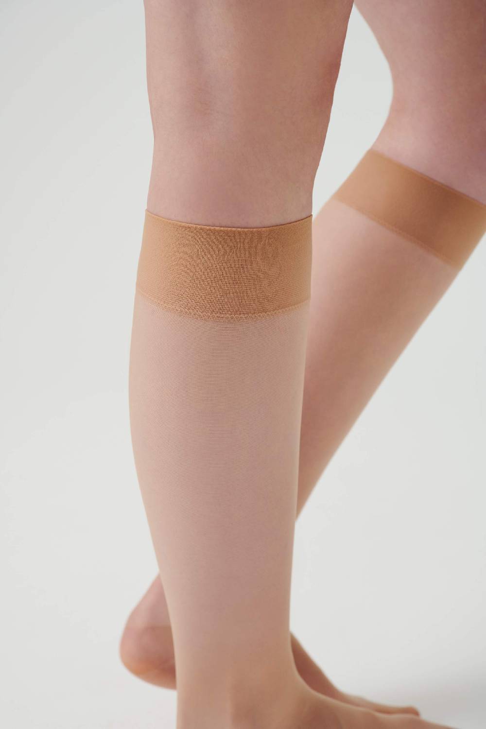 Item M6 Kniestrümpfe Invisible