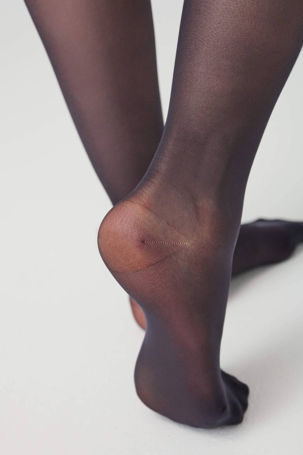 Item M6 Kniestrümpfe Translucent 20