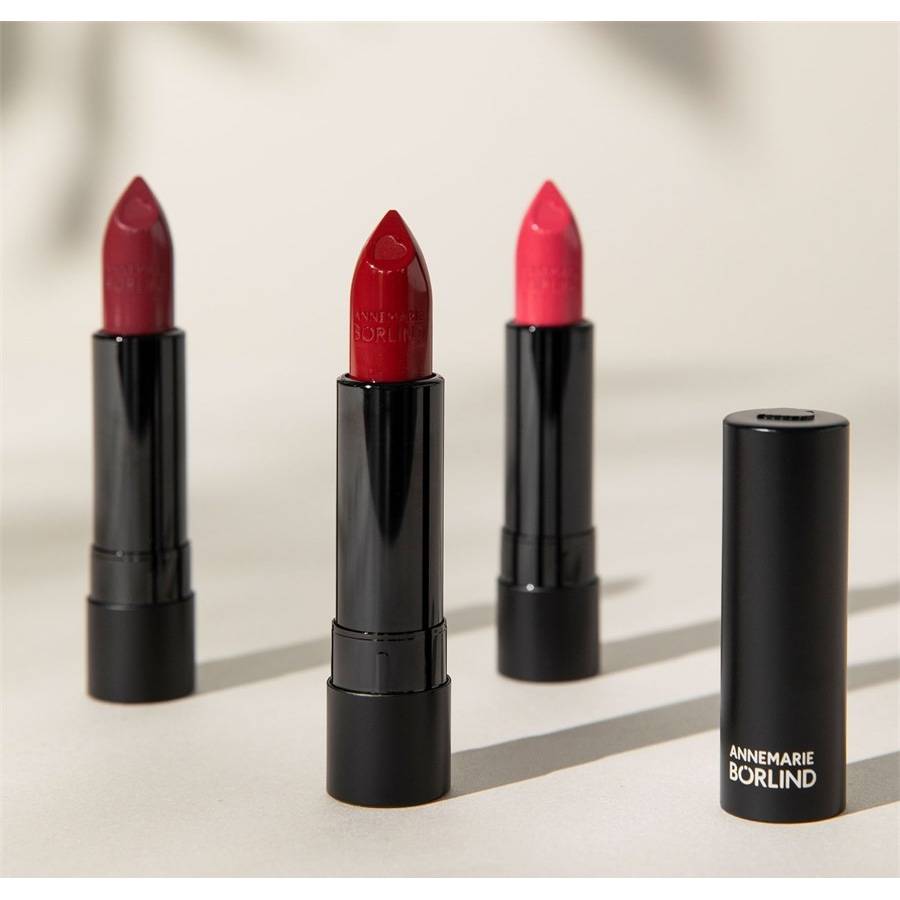 ANNEMARIE-BOeRLIND LIPPEN