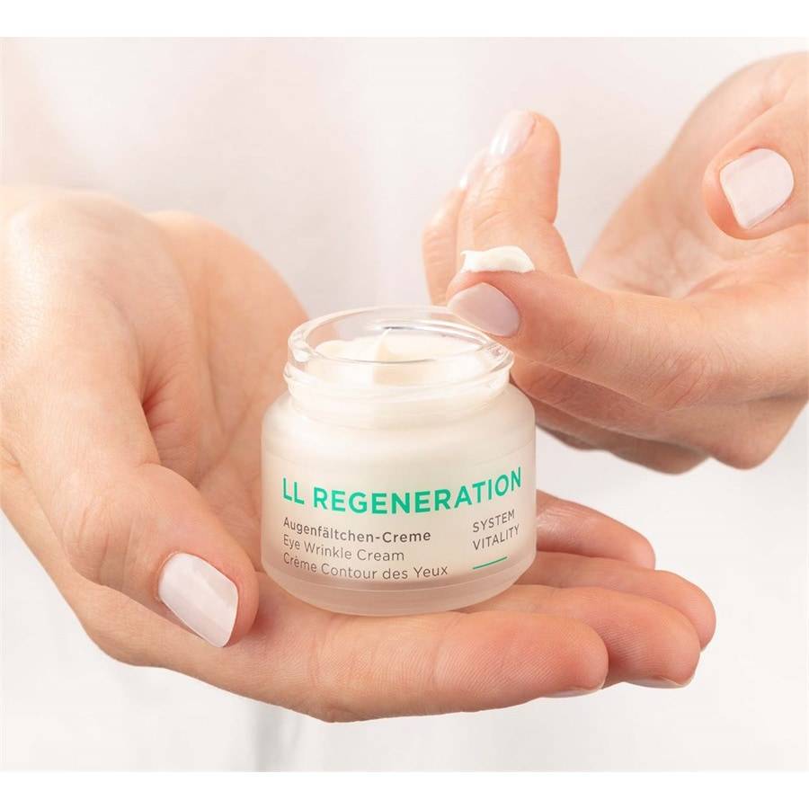 ANNEMARIE-BOeRLIND LL REGENERATION