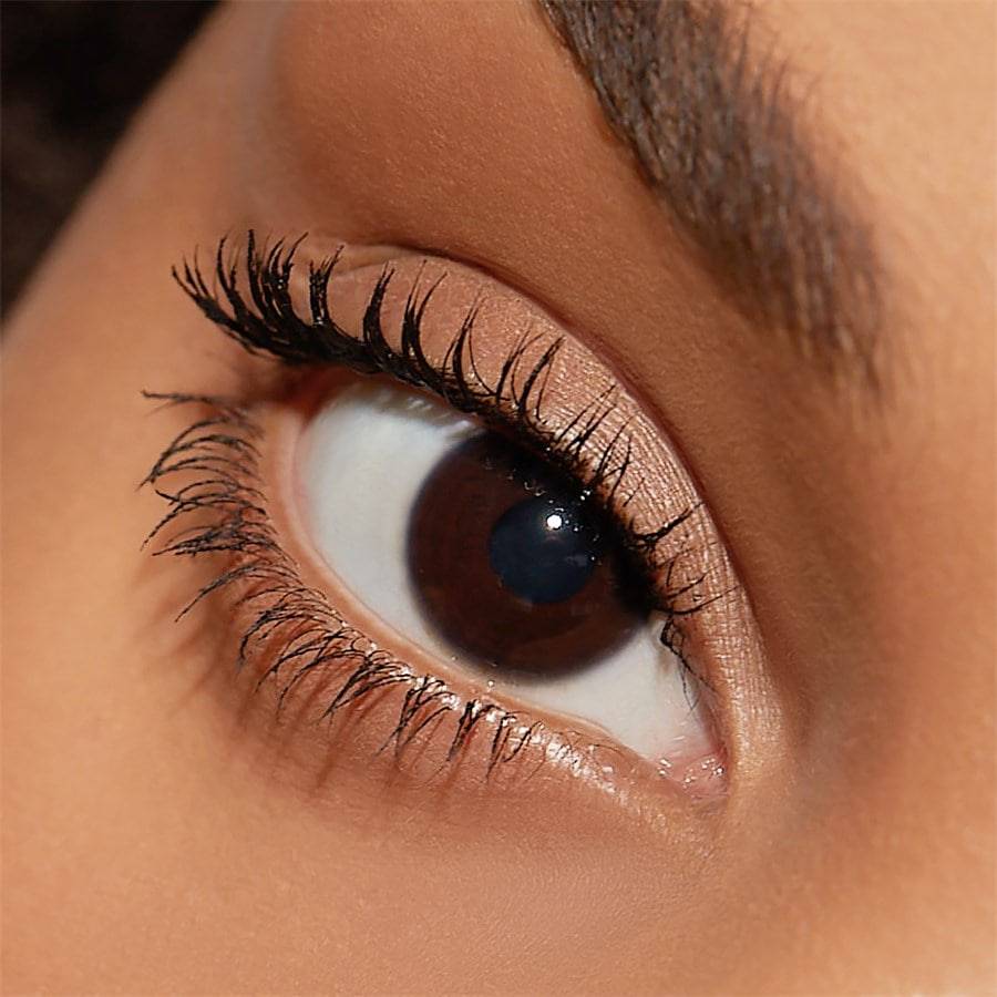 Armani Augen
