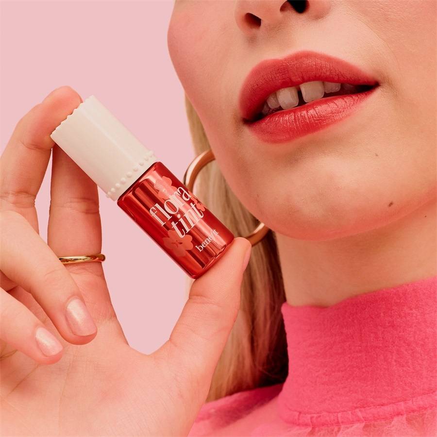 Benefit Rouge