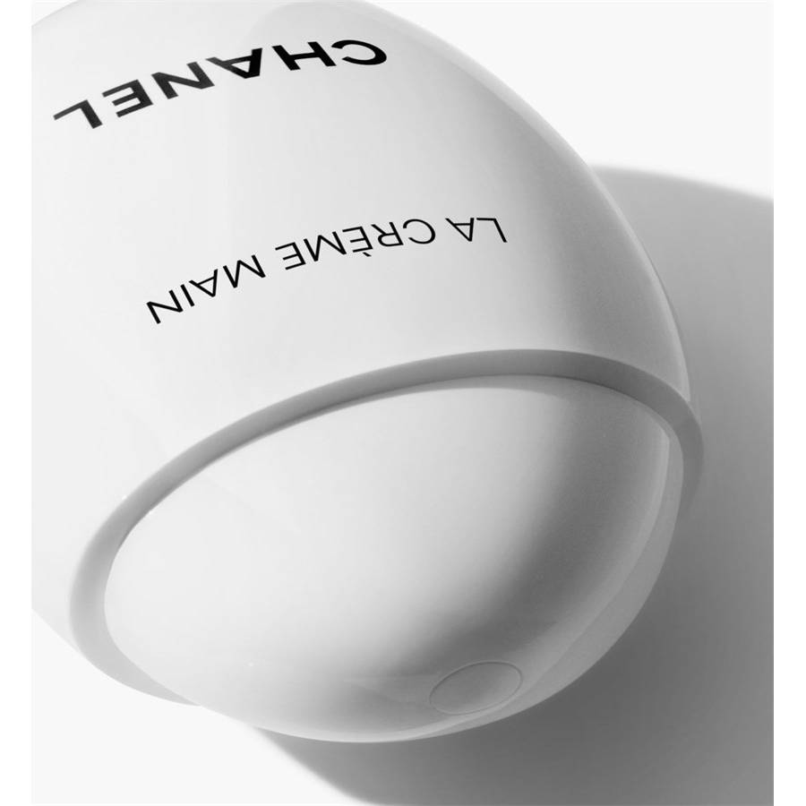CHANEL LA CREME MAIN