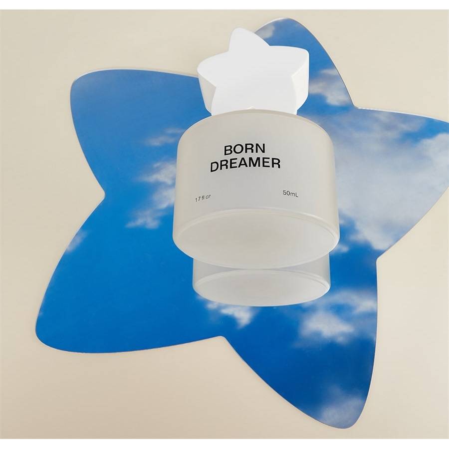 Charli-DAmelio Born Dreamer