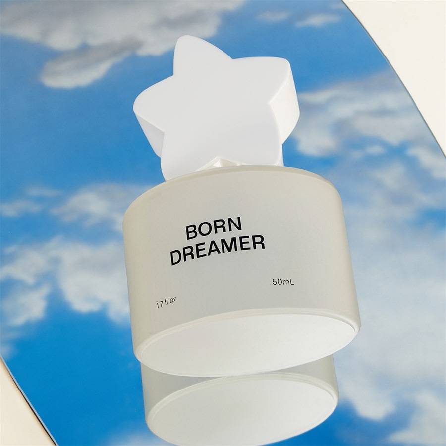Charli-DAmelio Born Dreamer