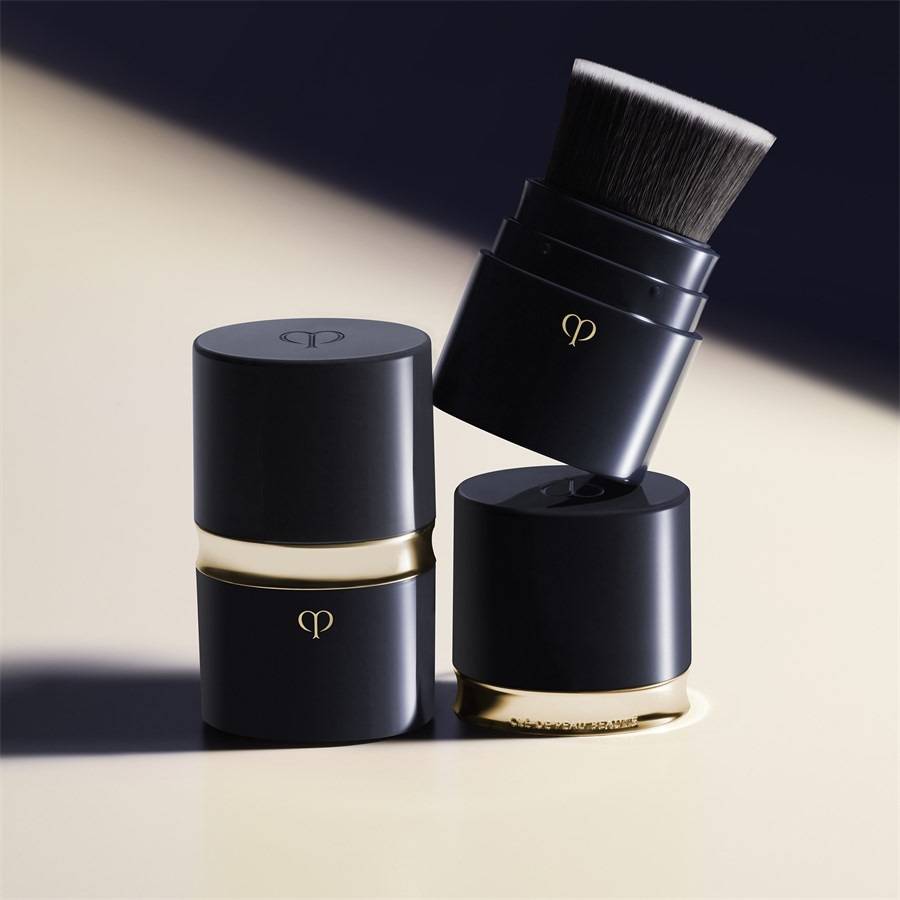 Cle-de-Peau-Beaute Accessoires