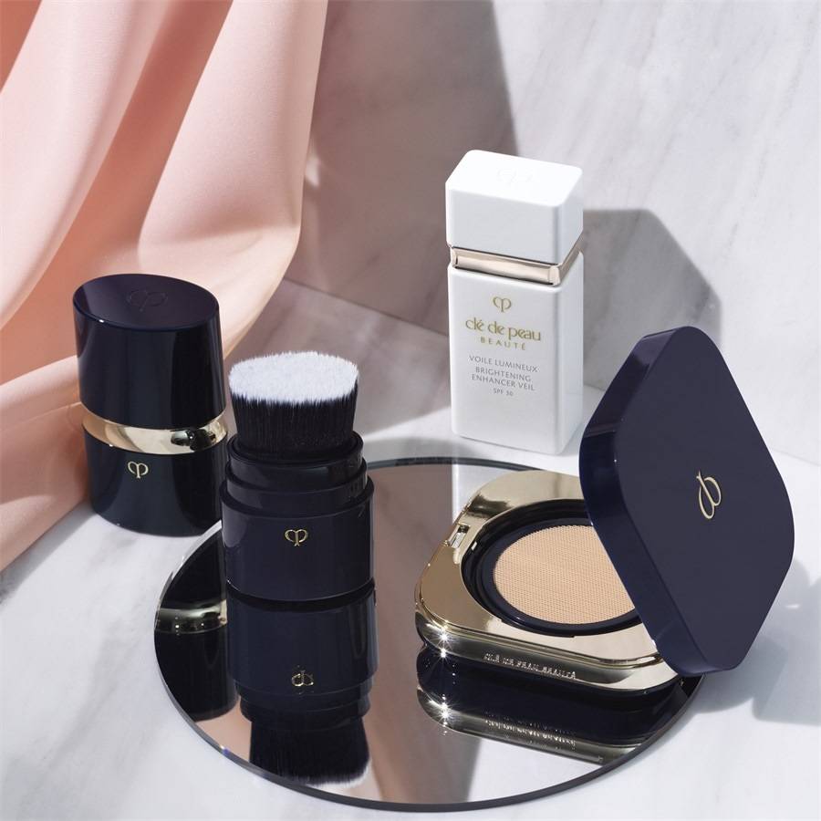 Cle-de-Peau-Beaute Accessoires
