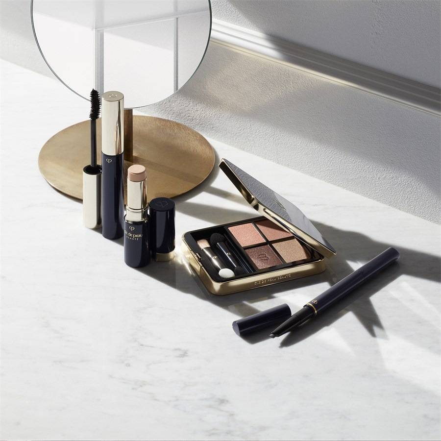 Cle-de-Peau-Beaute Augen