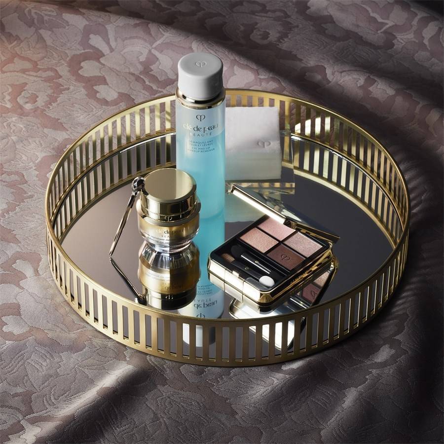 Cle-de-Peau-Beaute Augen