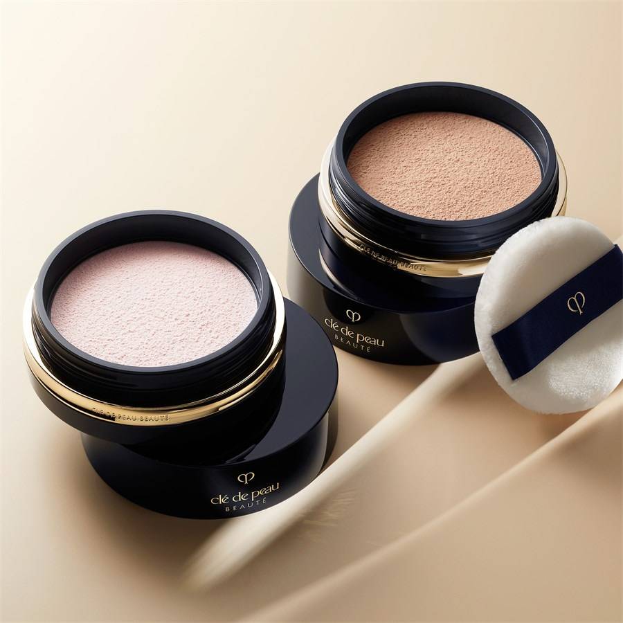 Cle-de-Peau-Beaute Gesicht