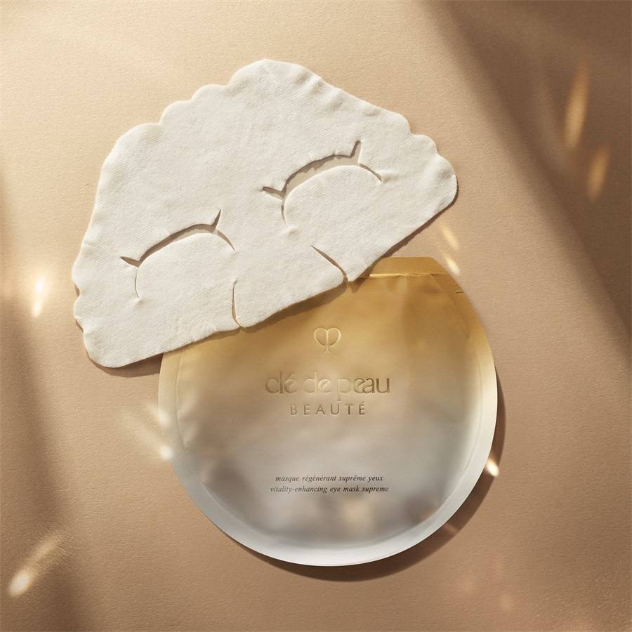 Cle-de-Peau-Beaute Masken