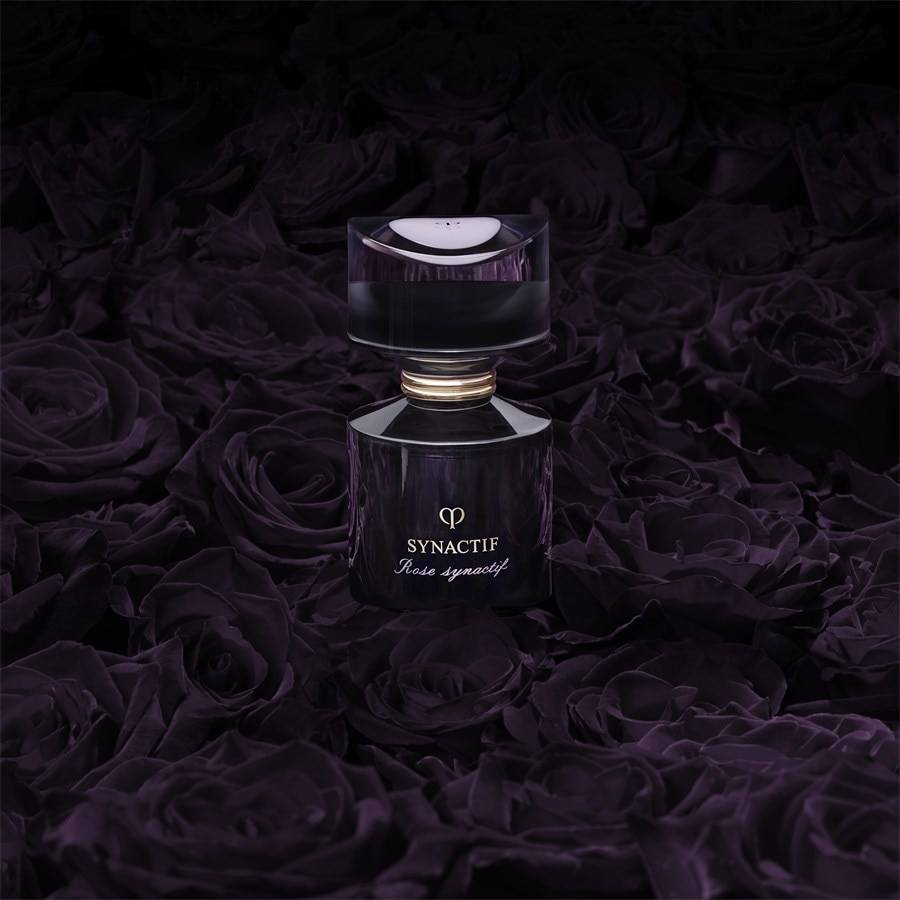 Cle-de-Peau-Beaute Pflege