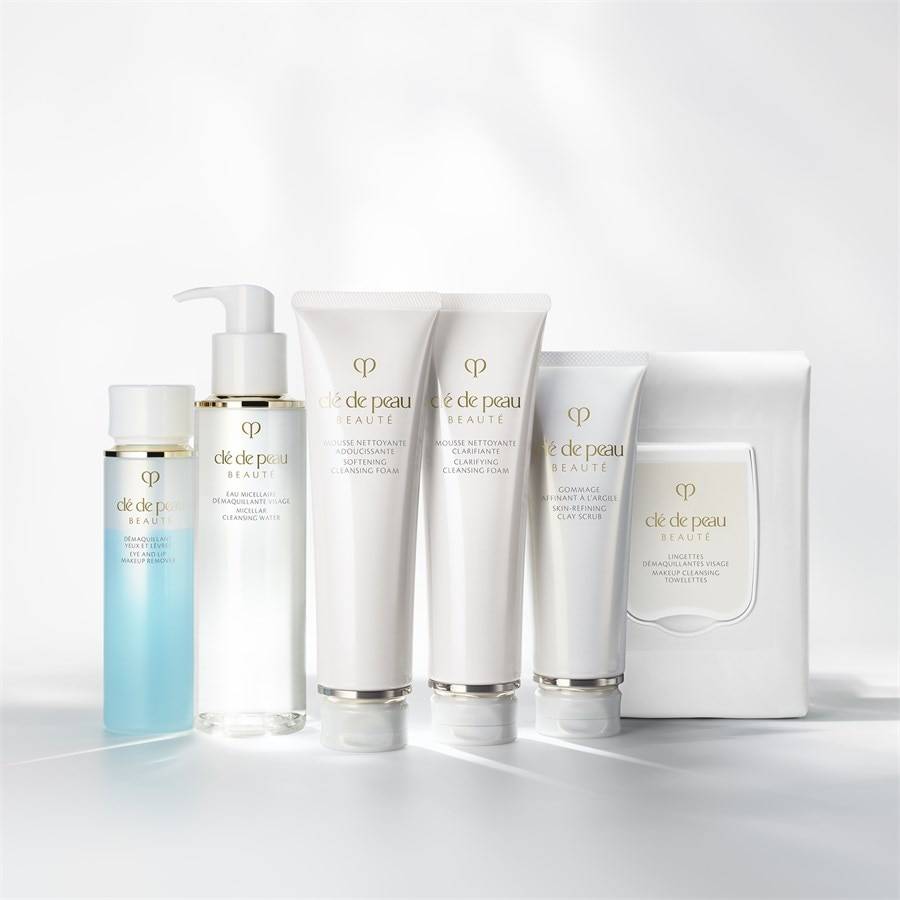 Cle-de-Peau-Beaute Reinigung