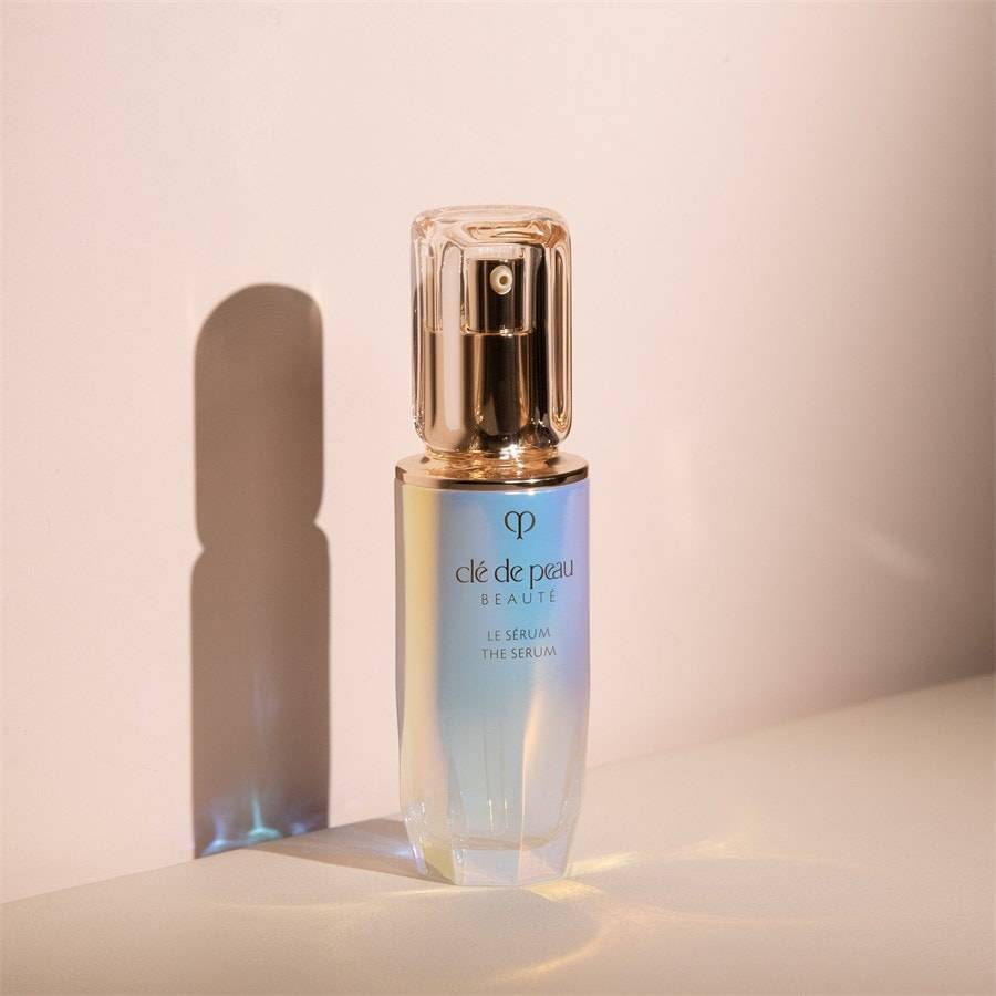 Cle-de-Peau-Beaute Serum