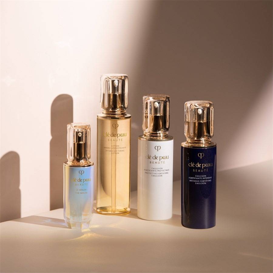 Cle-de-Peau-Beaute Serum