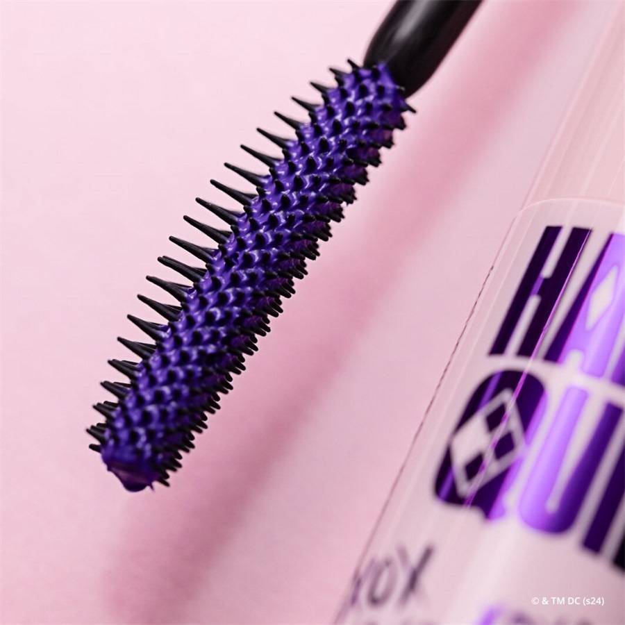 Essence Harley Quinn