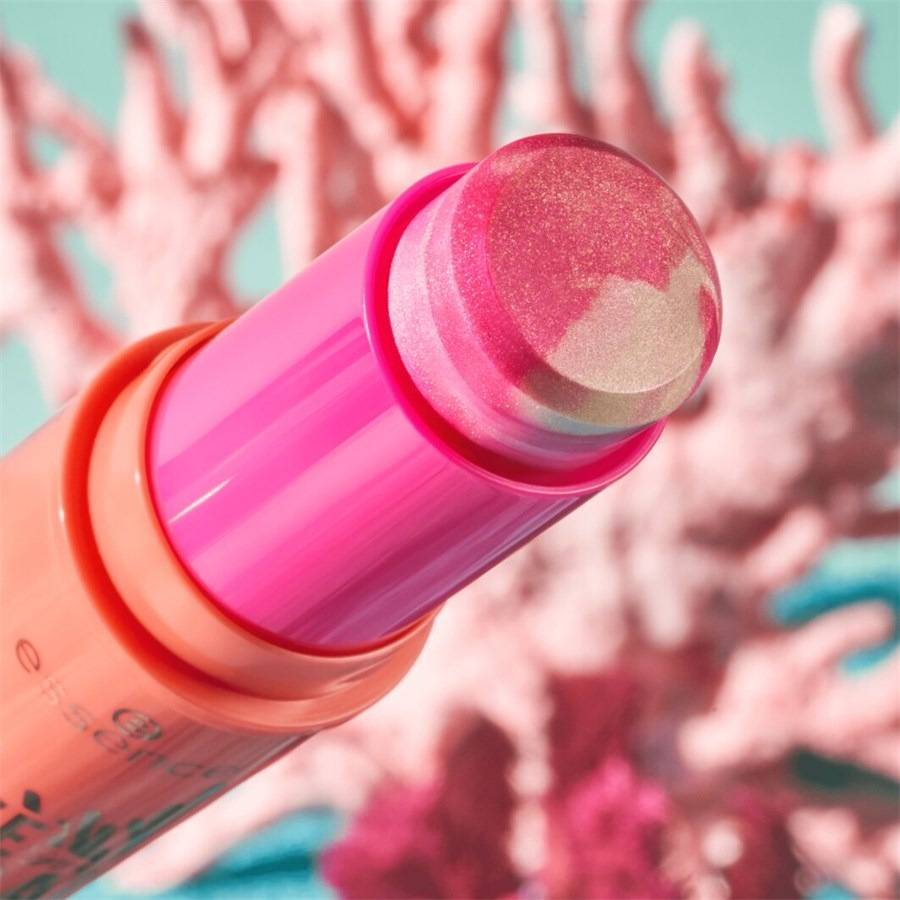Essence Live LIFE In CORAL