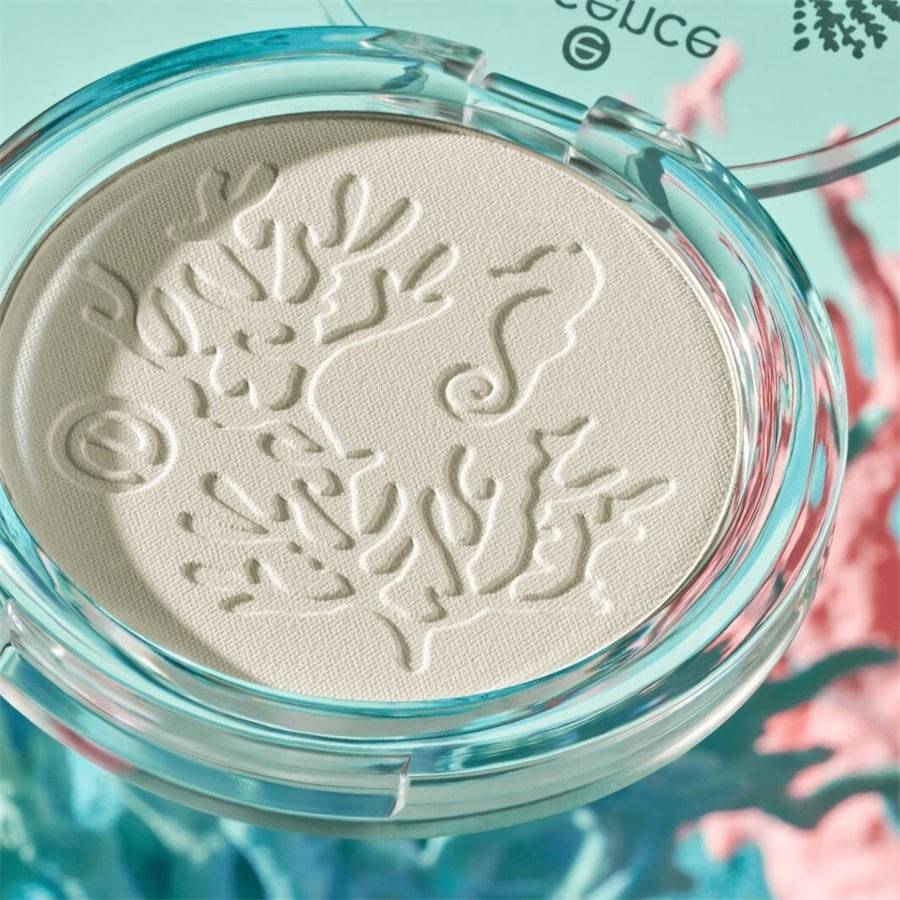 Essence Live LIFE In CORAL