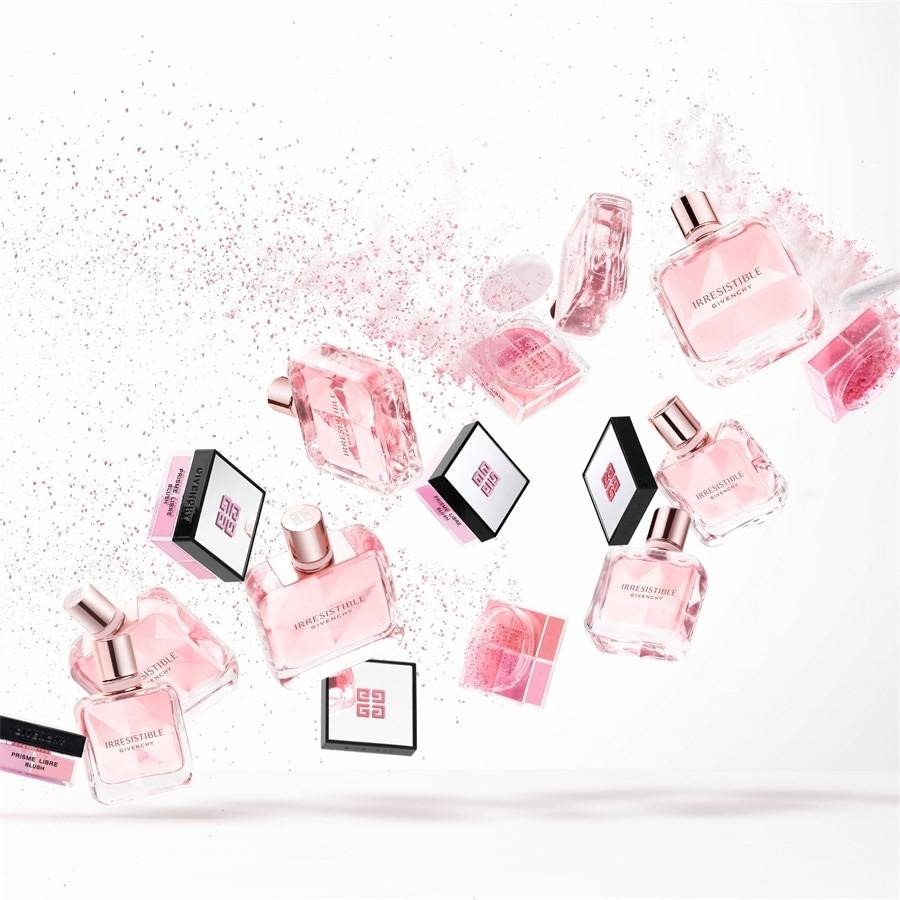 GIVENCHY New IRRÉSISTIBLE