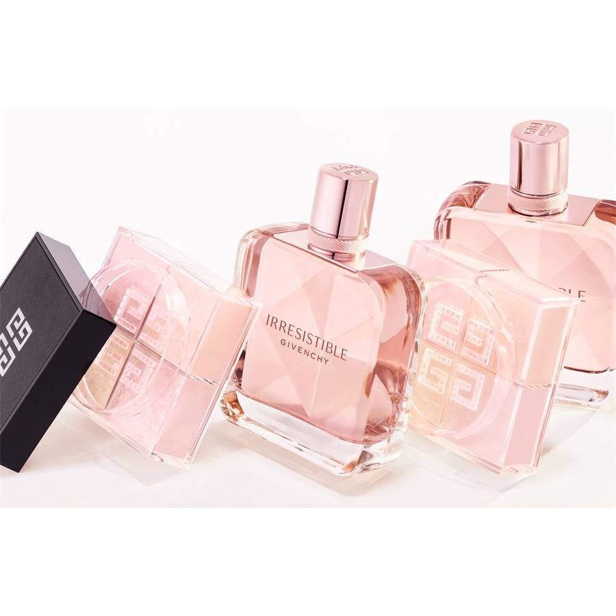 GIVENCHY New IRRÉSISTIBLE