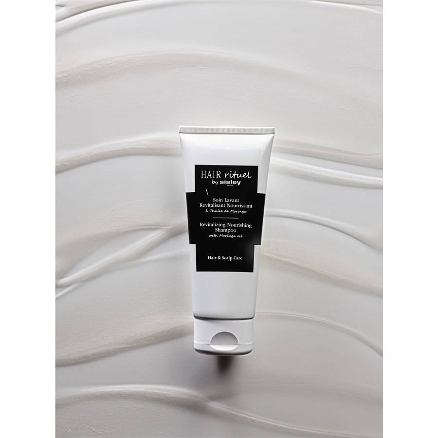 HAIR-RITUEL-by-Sisley Waschen & Entwirren