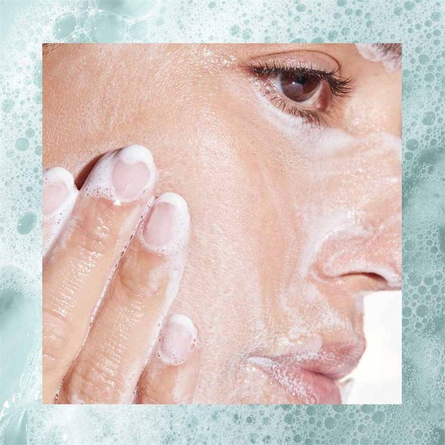 Honest-Beauty Reinigung
