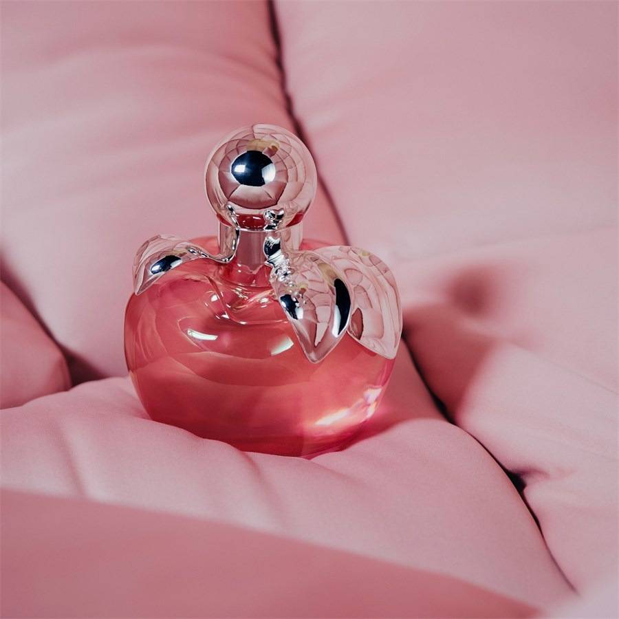  Nina-Ricci Nina