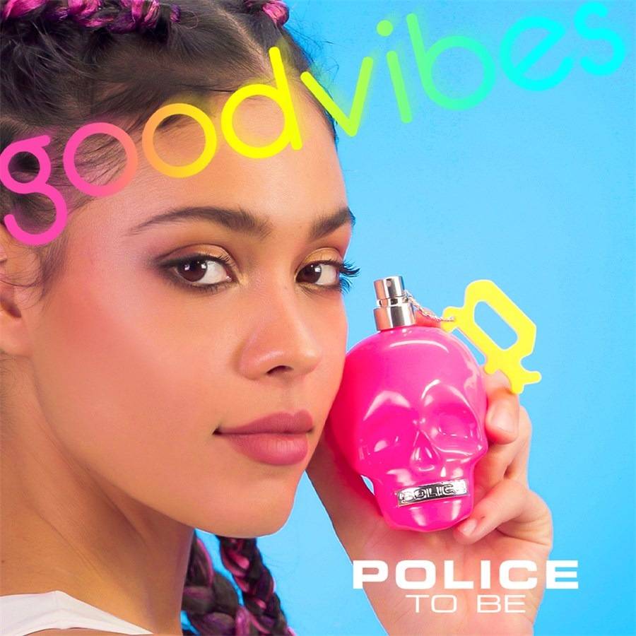 Police Good Vibes For Woman
