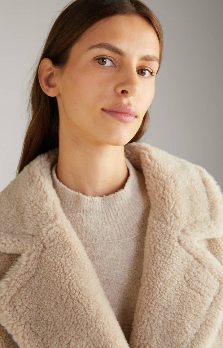 Joop Mantel In Creme