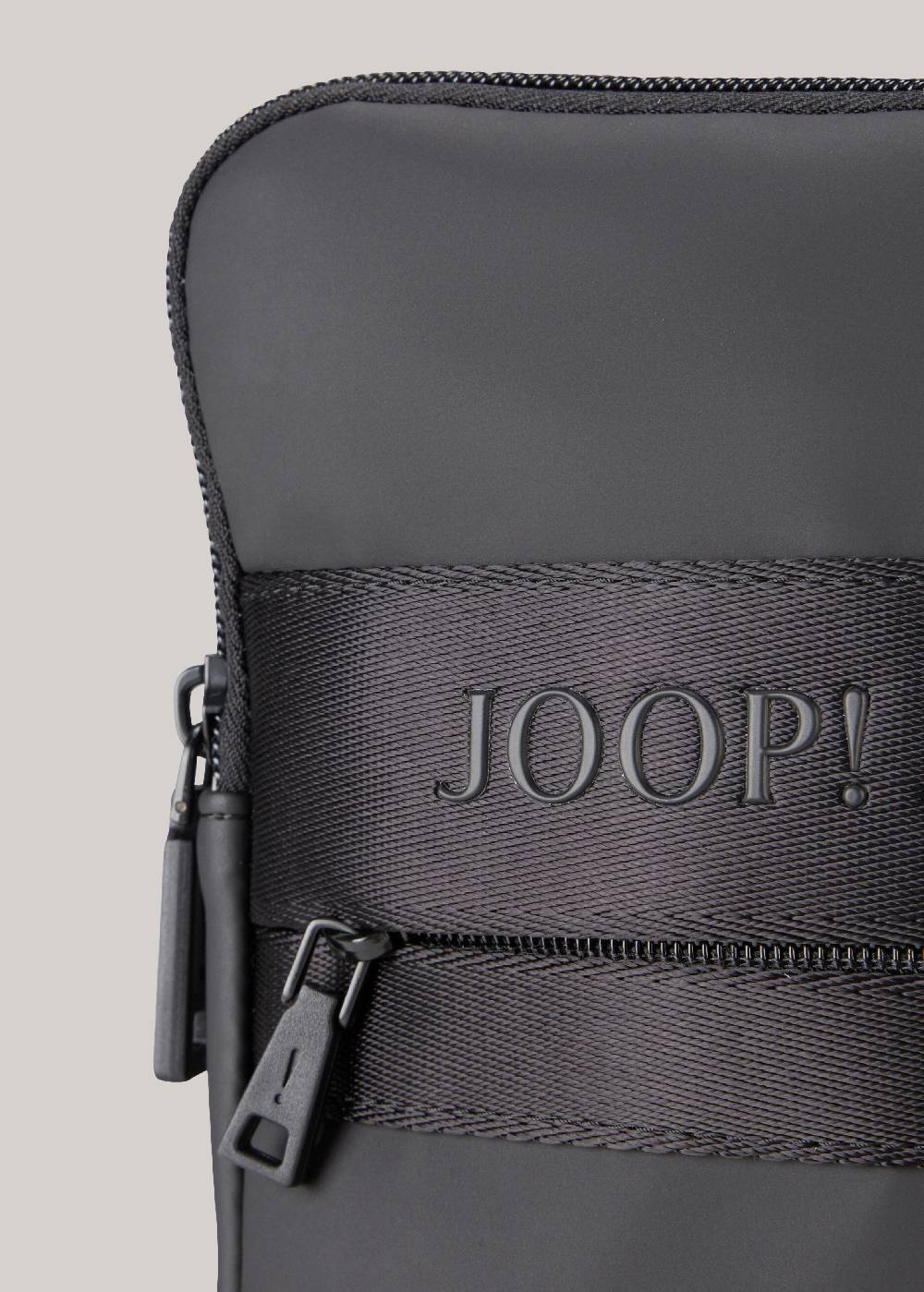 Joop Schultertasche Modica Nuvola Liam In Schwarz