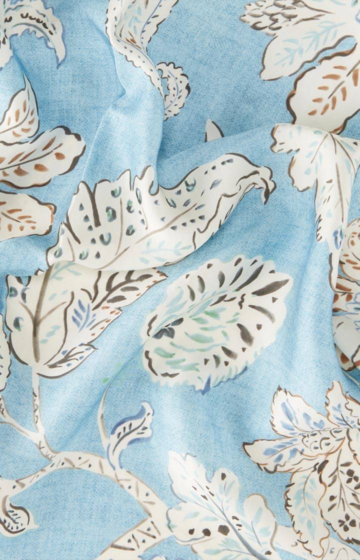 Joop Tuch In Hellblau Gemustert