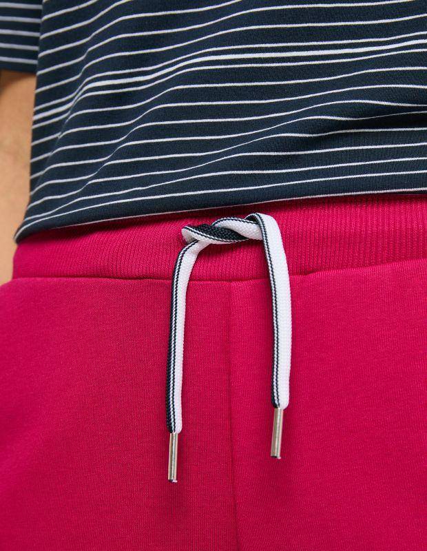 Joy Sportswear Caprihose HARPER Caprihose Mit Seitlichem Rippeinsatz