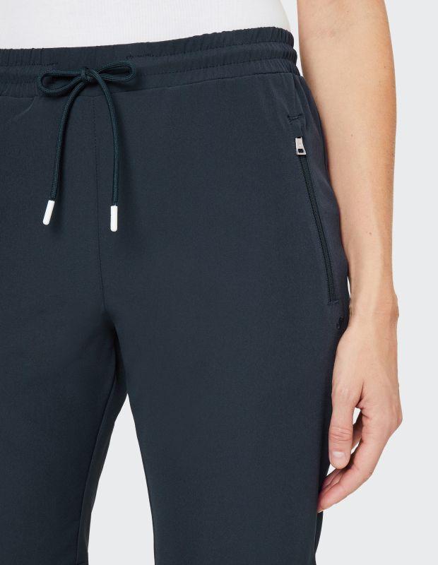 Joy Sportswear Kurze Hose ROMY Kurze Sporthose Aus Leichtem Webmaterial