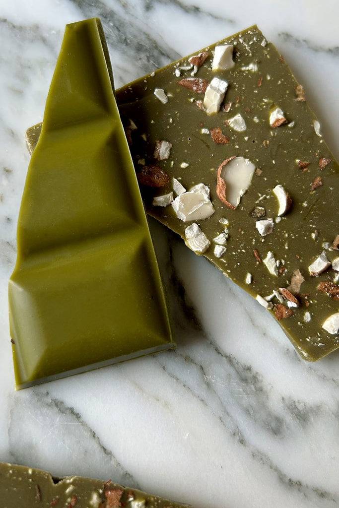 JUKSEREI HEALTH BAR · ORGANIC MATCHA CHOCOLATE ROASTED ALMONDS