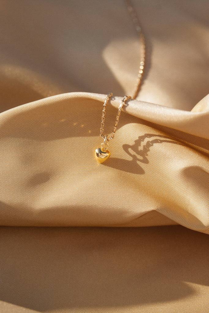 JUKSEREI AMORE NECKLACE