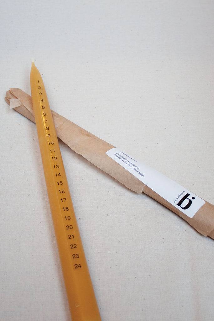 JUKSEREI BISTAD · BEESWAX ADVENT CALENDAR CANDLE