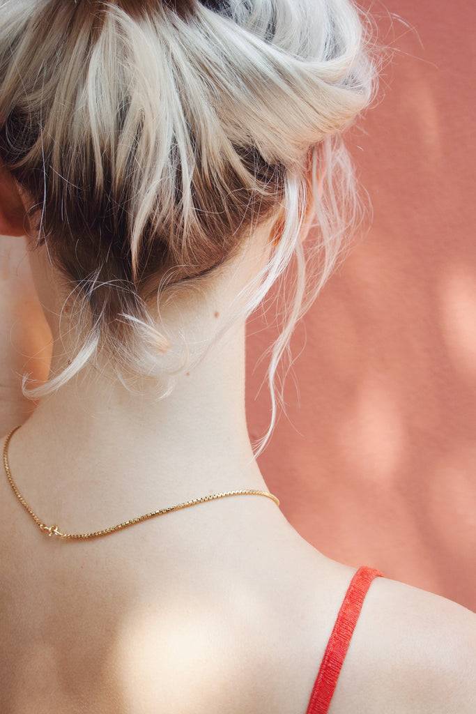 JUKSEREI BOX NECKLACE