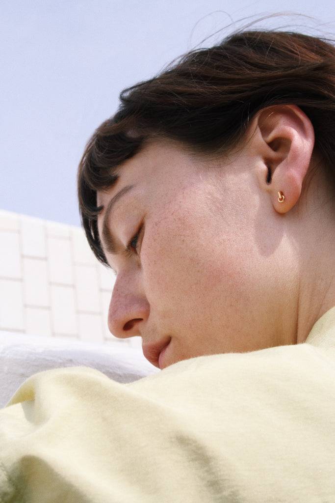 JUKSEREI CARA EAR STUD · B-STOCK