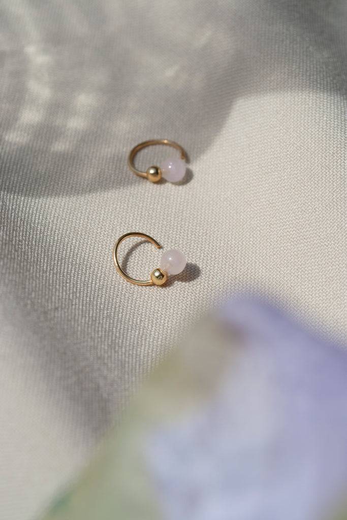 JUKSEREI DAWN BUBBLE TWIST EARRINGS