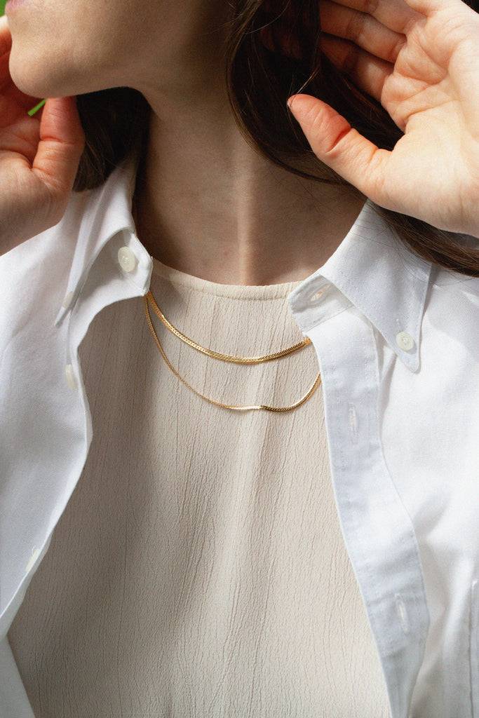 JUKSEREI FLOS NECKLACE