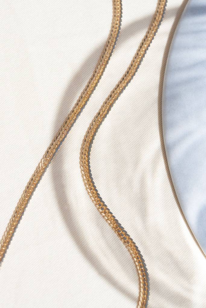 JUKSEREI FLOS NECKLACE