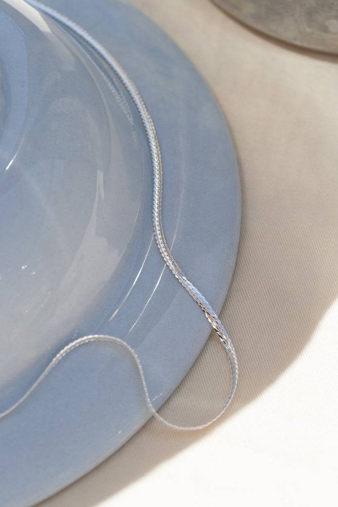 JUKSEREI FLOSETTE NECKLACE