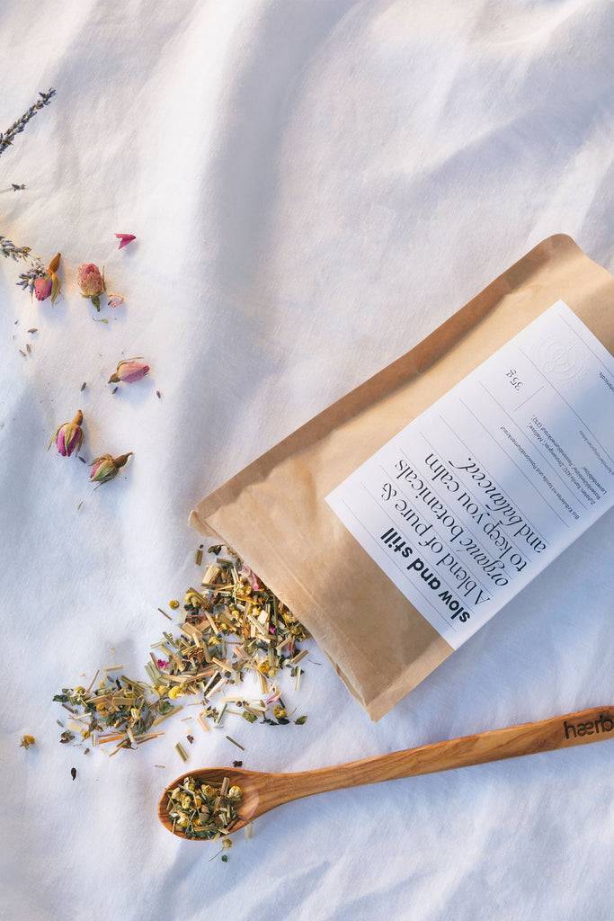 JUKSEREI HÆRB · ORGANIC TEA SLOW & STILL