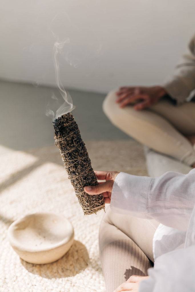 JUKSEREI KRUUT · SLOW MOTION SMUDGE STICK