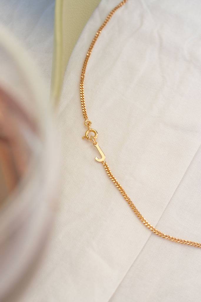 JUKSEREI LETTER NECKLACE