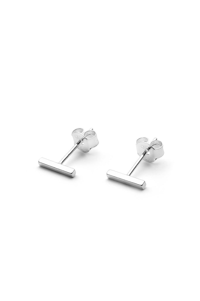 JUKSEREI LINIE EAR STUDS