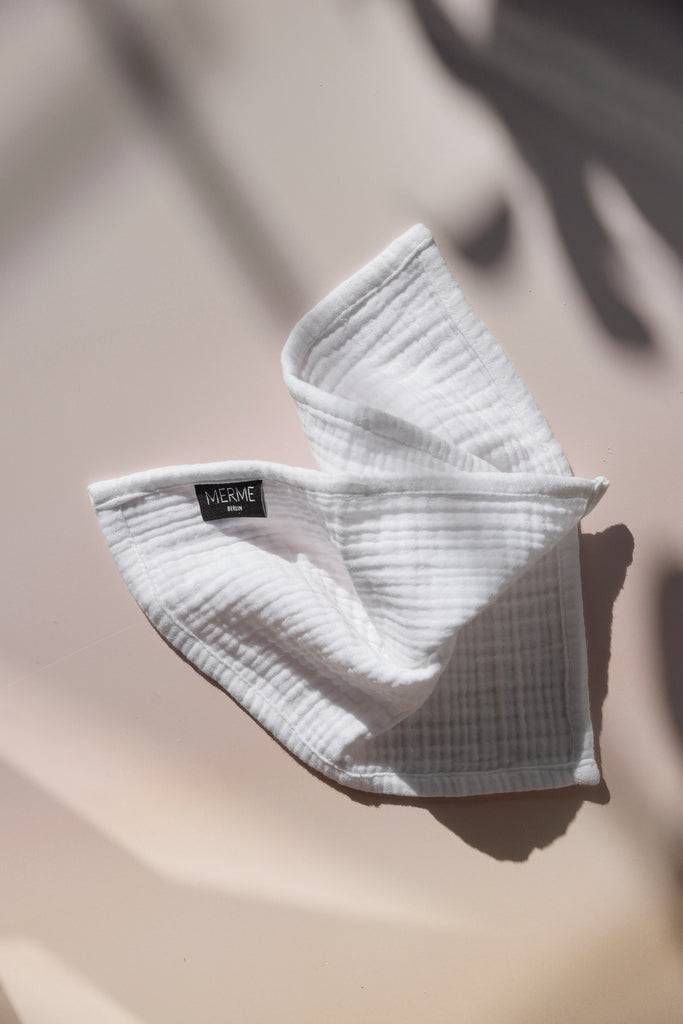 JUKSEREI MERME · FACIAL MUSLIN CLOTHS 3PAX